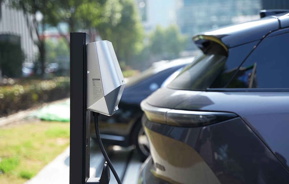 Besen LX30 fali töltő elektromos járművekhez, 22kW, APP 3