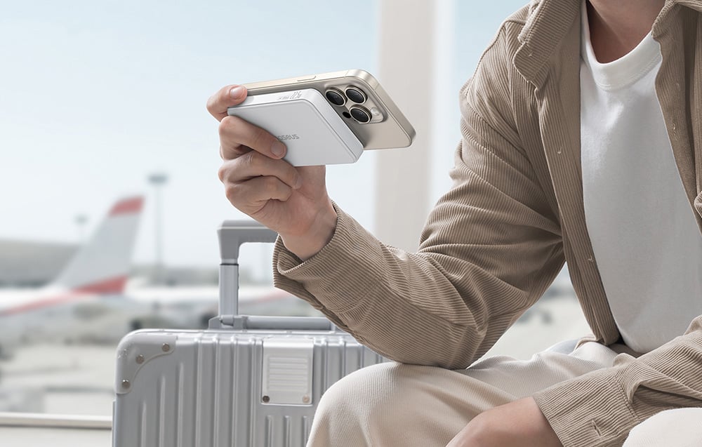 Baseus Airpow2 Qi2 mágneses powerbank, 10000mAh, 22,5W, fehér 1