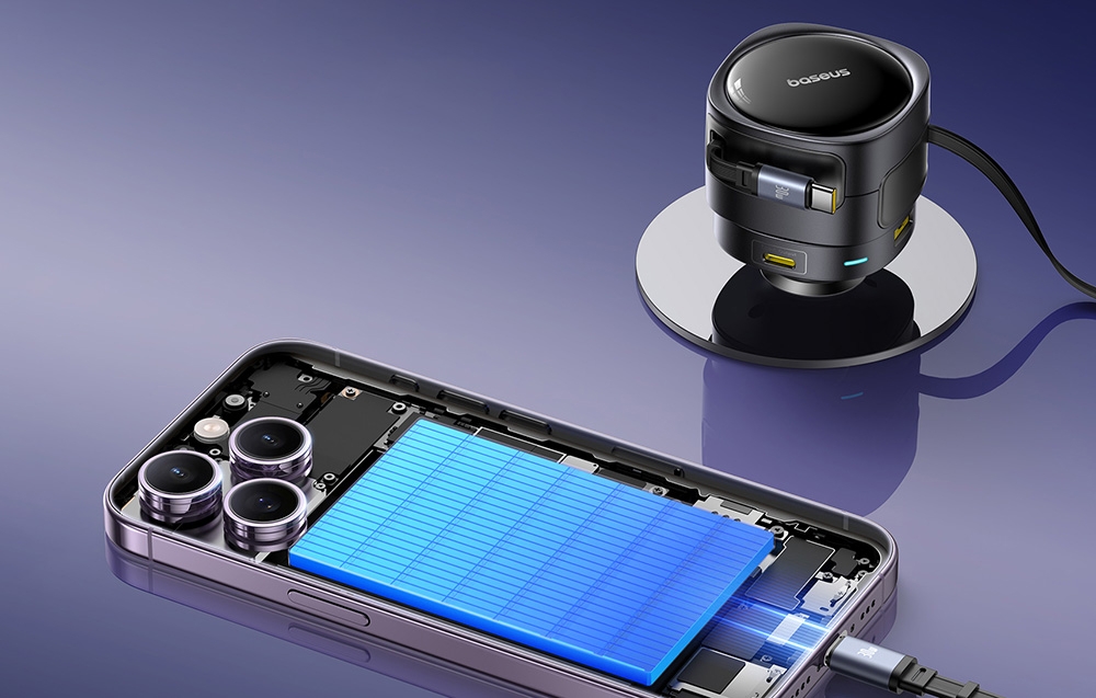 Baseus Enjoyment Max autós töltő USB-C + Lightning kábellel, USB-A + USB-C portokkal, 90W, fekete 3