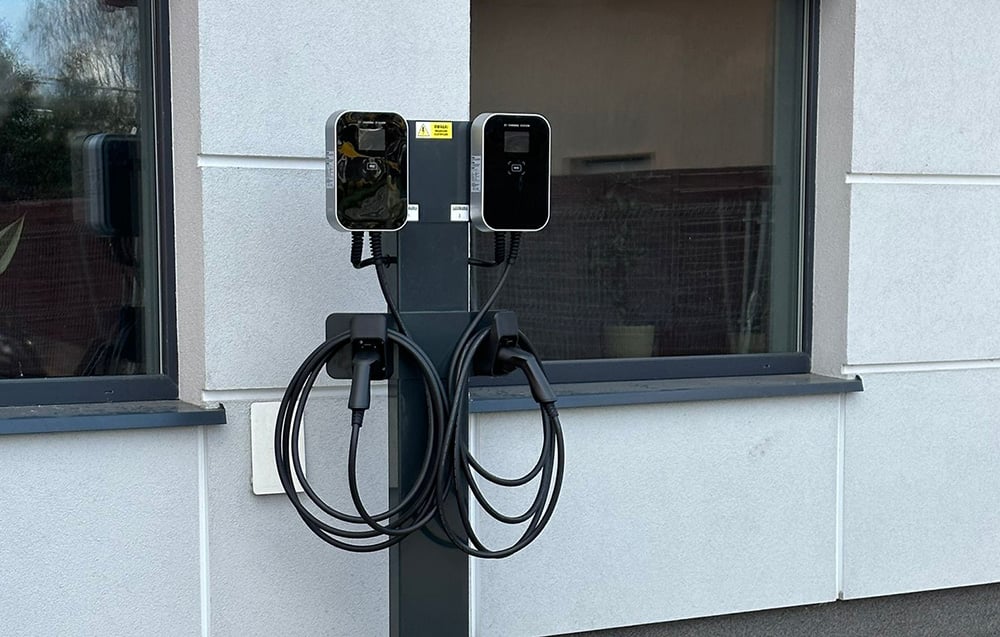 Besen BS20 fali elektromos autó töltő, 11kW, APP 1