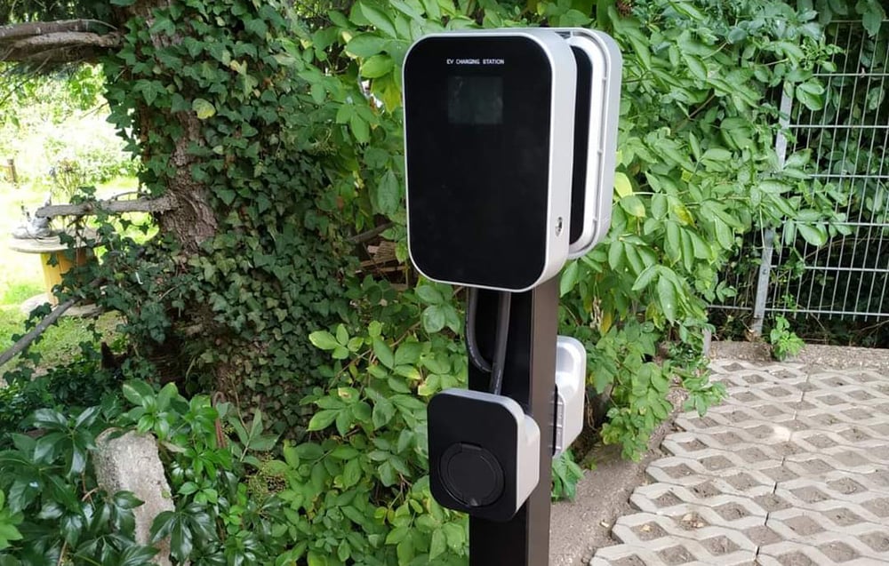 Besen BS20 fali elektromos autó töltő, 11kW, APP 2