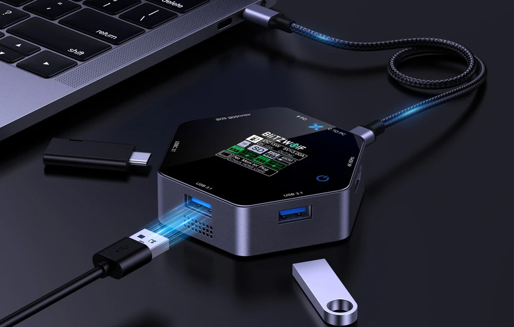 BlitzWolf BW-TH16 8 az 1-ben USB HUB és dokkoló intelligens kijelzővel, 100W, LCD 5