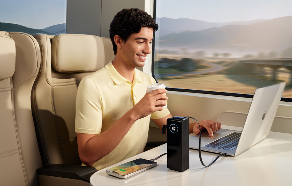 EcoFlow RAPID Powerbank 25000mAh, 170W (beépített 100W-os kábelek). 3