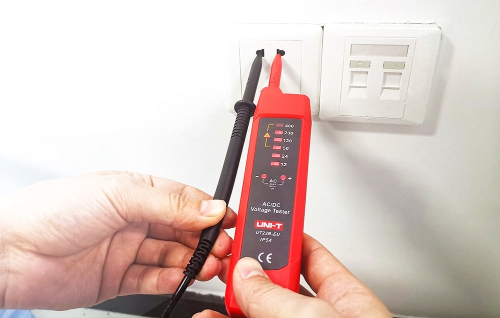 AC/DC voltage tester UNI-T UT22B-EU 1