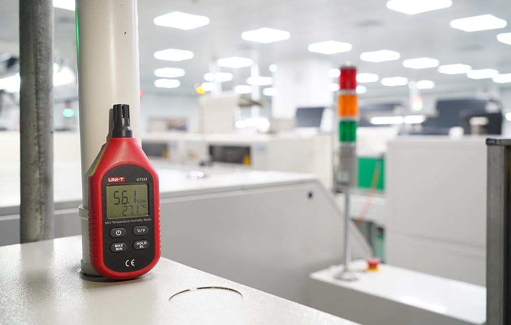 UNI- T UT333 hőmérséklet- és páratartalommérő 3